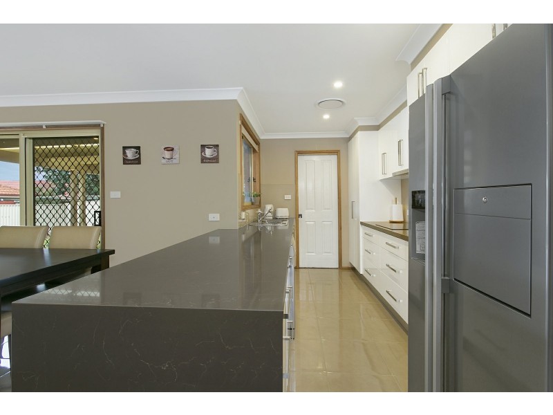 11 Holdsworth Drive, Narellan Vale NSW 2567