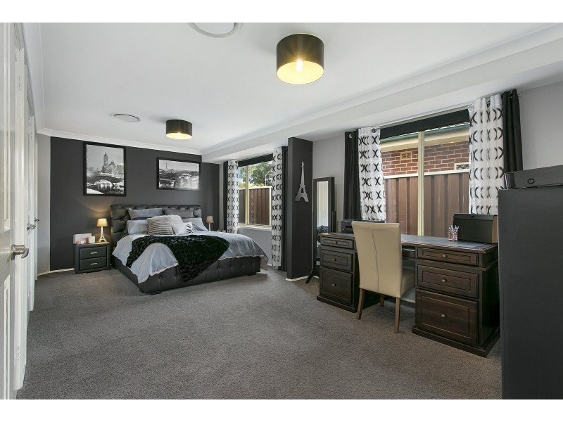 11 Holdsworth Drive, Narellan Vale NSW 2567