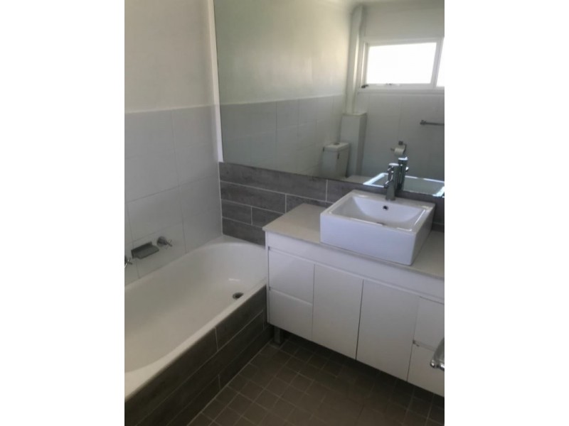 7/72 Campbellfield Ave, Bradbury NSW 2560