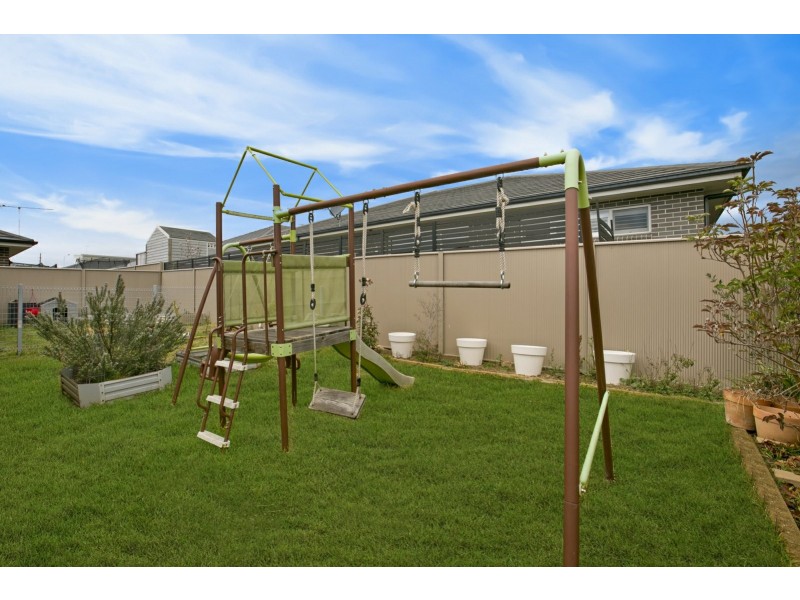 14 Danvers Road, Spring Farm NSW 2570