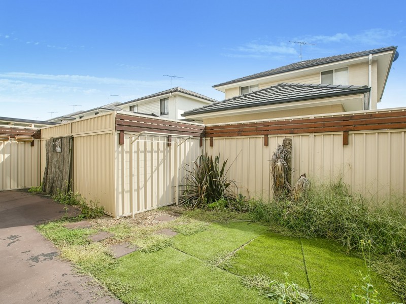 6 Stipa Lane, Mount Annan NSW 2567