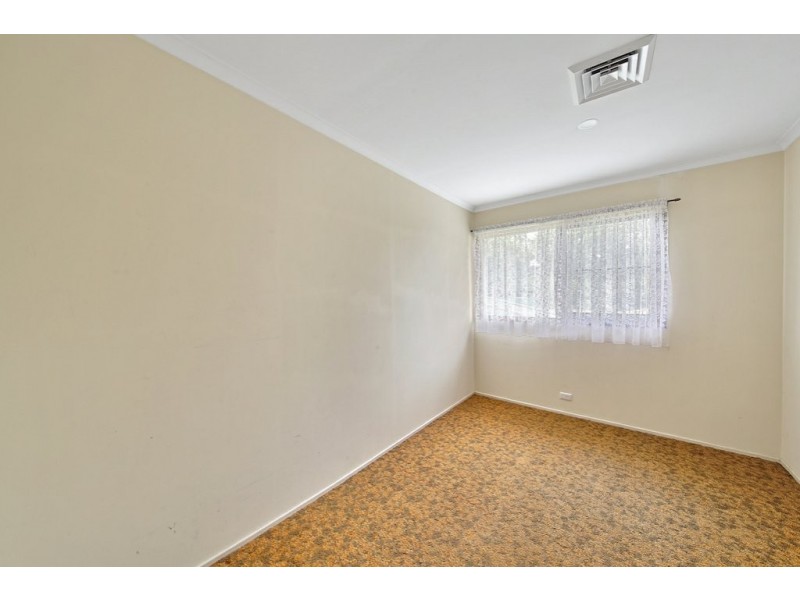 19 Dickens Road, Ambarvale NSW 2560