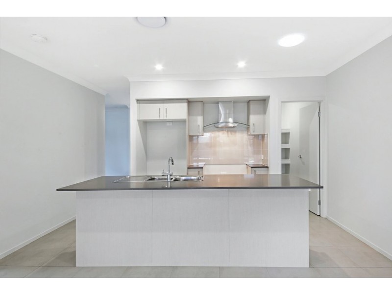 33 Sixteenth Ave, Austral NSW 2179