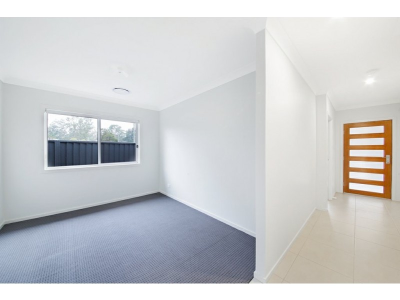 33 Sixteenth Ave, Austral NSW 2179