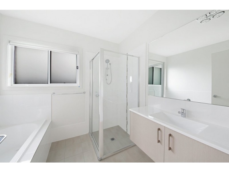 33 Sixteenth Ave, Austral NSW 2179