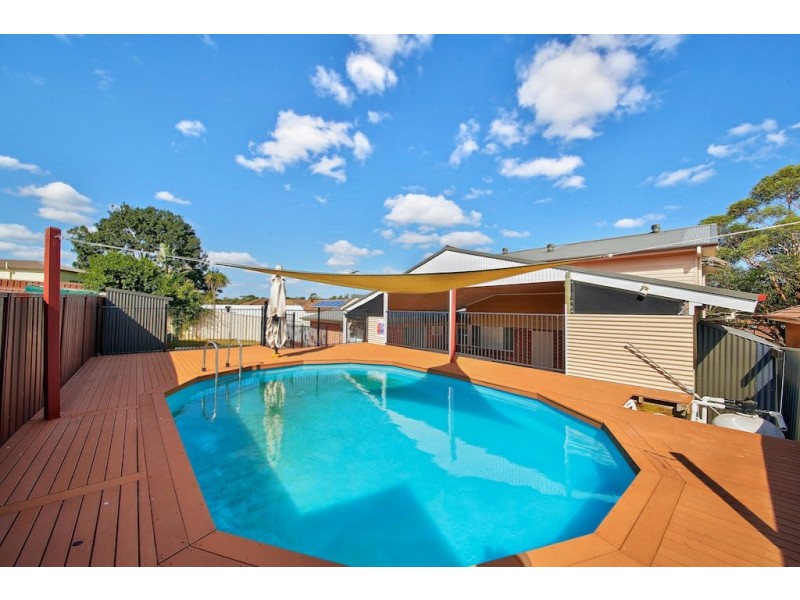 30 Lillyvicks Crescent, Ambarvale NSW 2560
