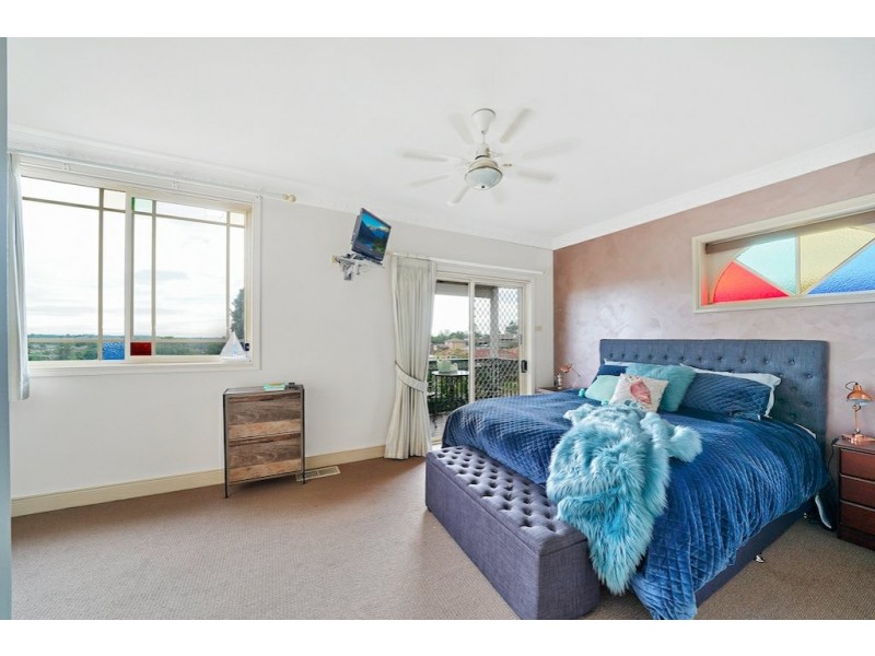 22 Diamontina Avenue, Kearns NSW 2558