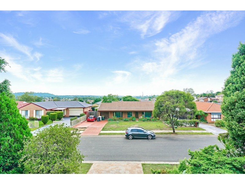 22 Diamontina Avenue, Kearns NSW 2558