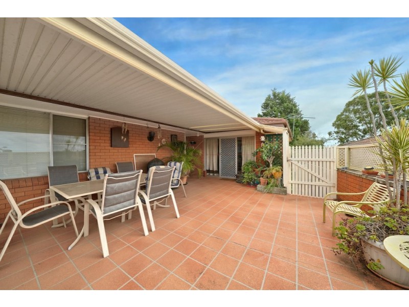 5 Pine Avenue, Bradbury NSW 2560