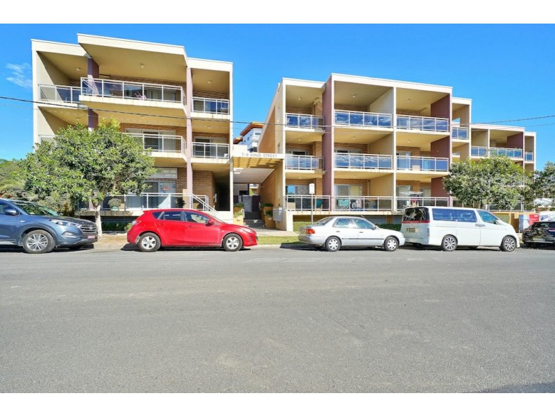 Unit 26/7-9 King St, Campbelltown NSW 2560