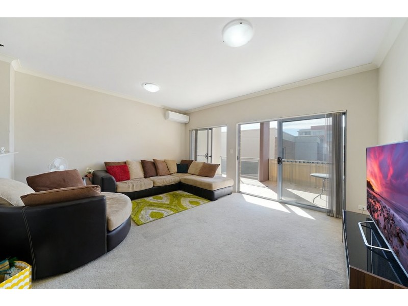 Unit 26/7-9 King St, Campbelltown NSW 2560