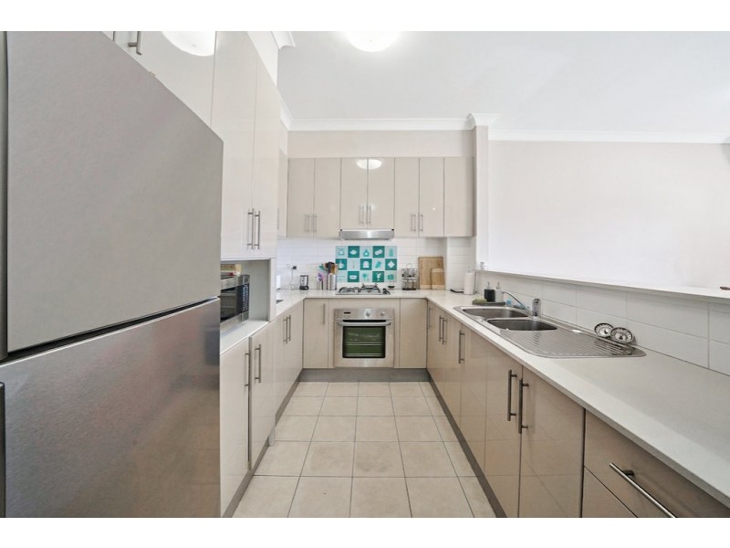 Unit 26/7-9 King St, Campbelltown NSW 2560
