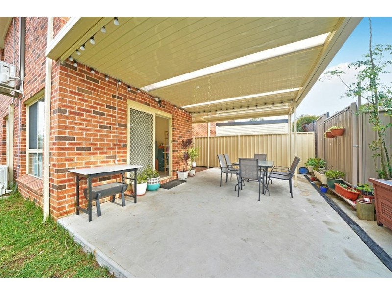 16/4 Feldspar Road, Eagle Vale NSW 2558