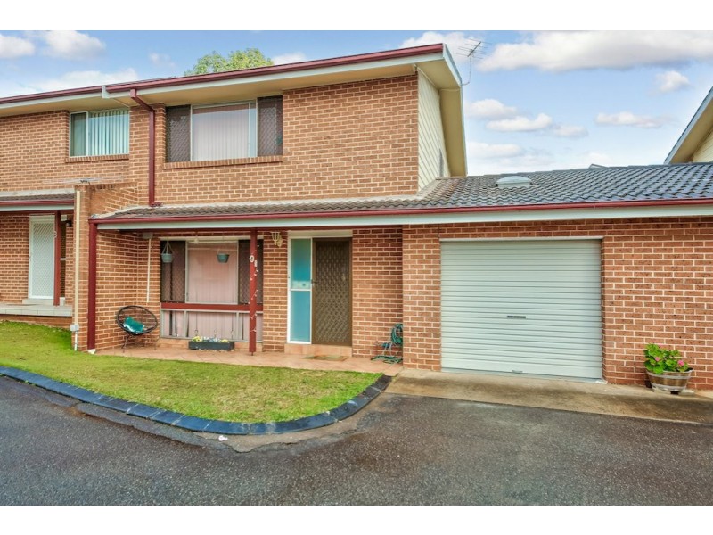 9/8 Rudd Road, Leumeah NSW 2560