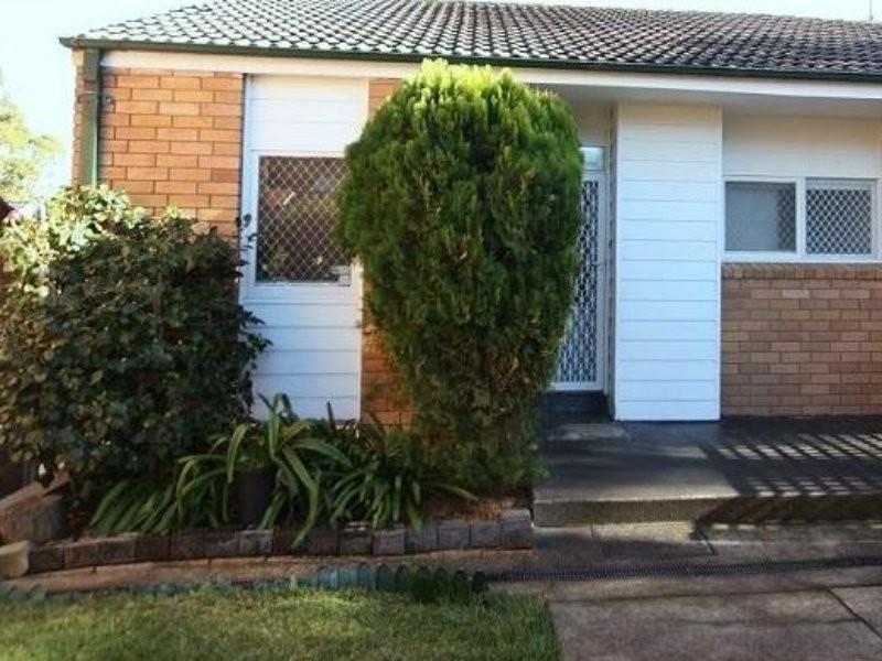 11 Greenlane, Bradbury NSW 2560