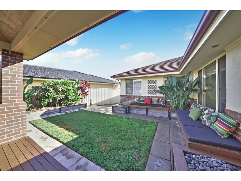 10 Pomaderris Circuit, Mount Annan NSW 2567