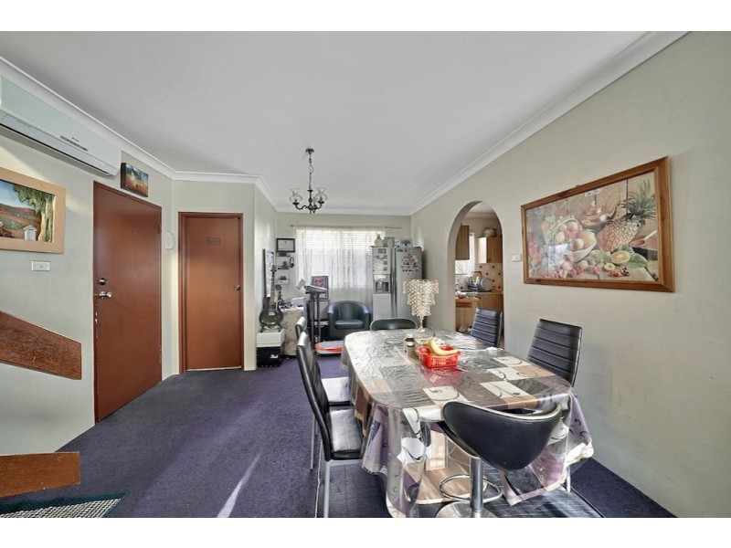 4/2A Condamine Street, Campbelltown NSW 2560