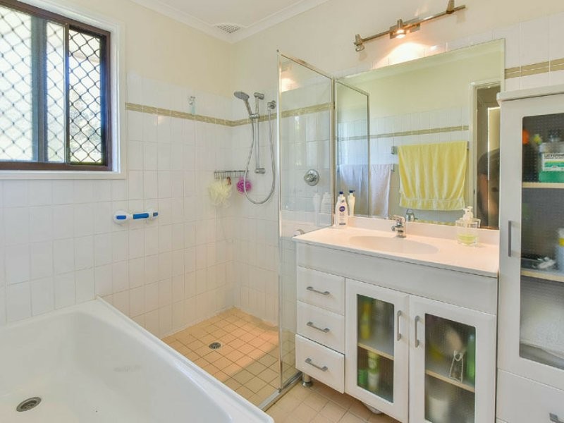 28 Cronulla Crescent, Woodbine NSW 2560