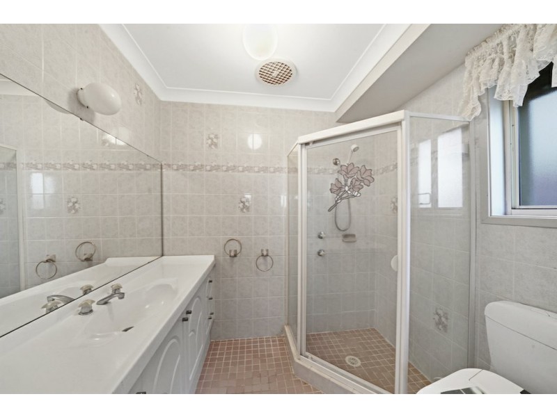 24 Diamontina Avenue, Kearns NSW 2558