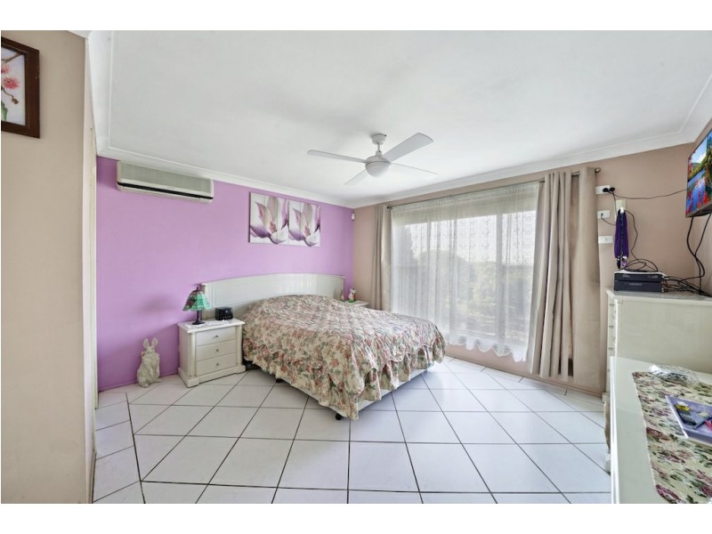 24 Diamontina Avenue, Kearns NSW 2558