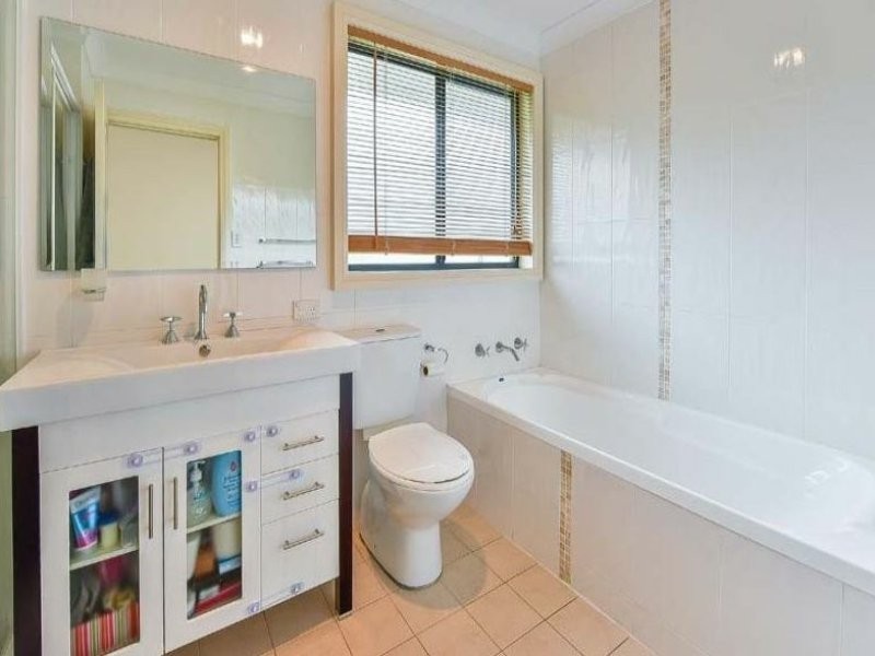 39 Westmoreland Avenue, Leumeah NSW 2560