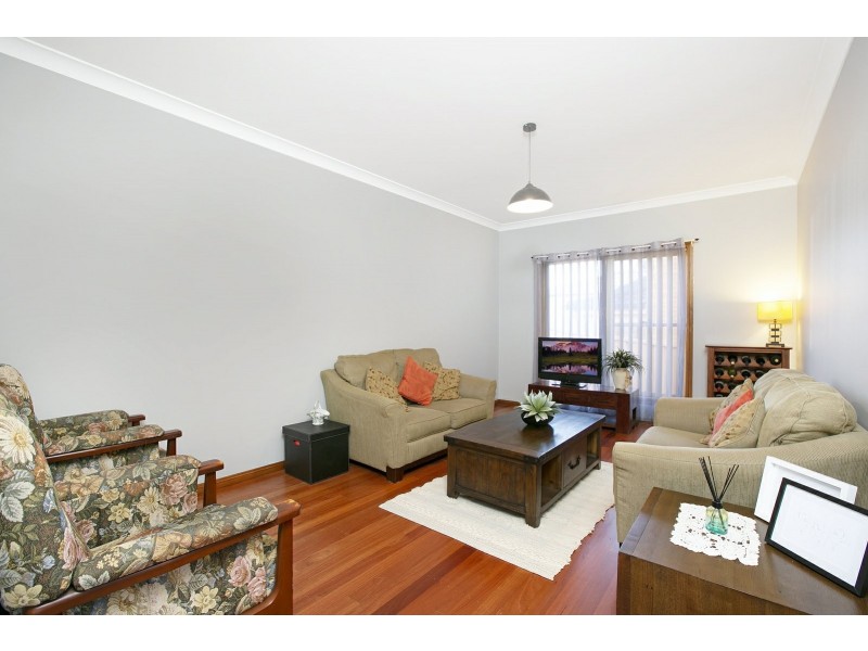 1 Granite Place, Eagle Vale NSW 2558