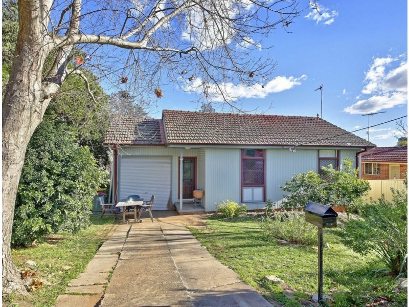35 Condamine Street, Campbelltown NSW 2560