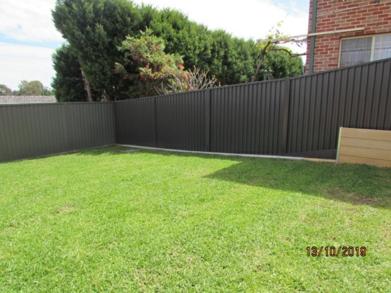 1B Clareville Close, Woodbine NSW 2560