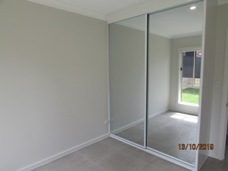 1B Clareville Close, Woodbine NSW 2560