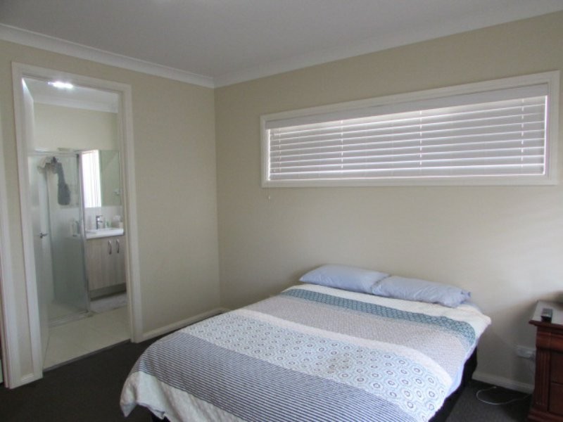 19 Grimes Avenue, Elderslie NSW 2570