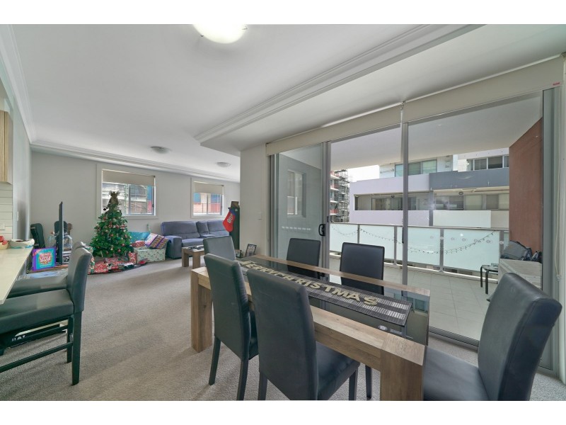Unit 32/37-41 Chamberlain Street, Campbelltown NSW 2560