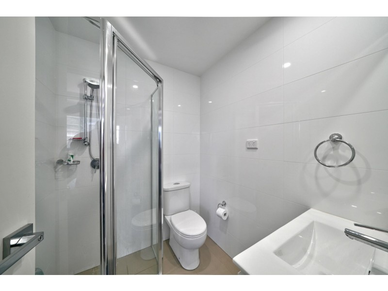 Unit 32/37-41 Chamberlain Street, Campbelltown NSW 2560