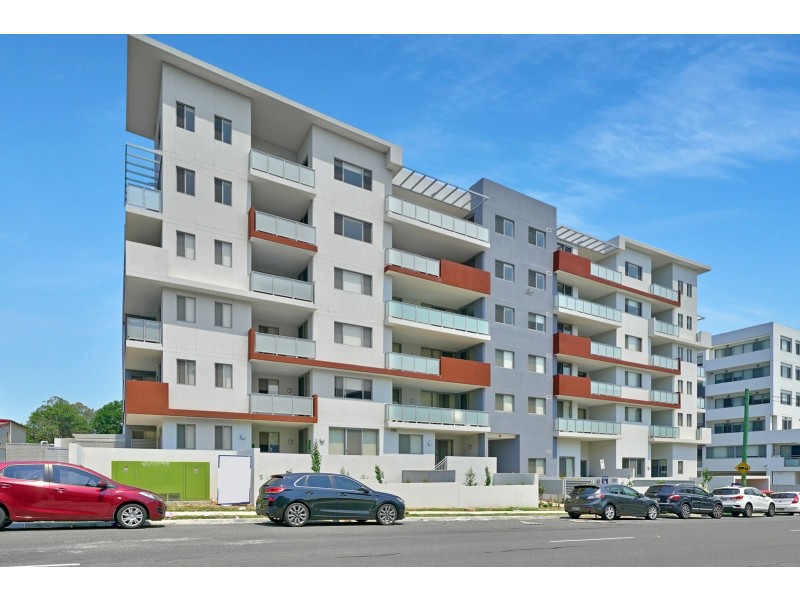 Unit 32/37-41 Chamberlain Street, Campbelltown NSW 2560