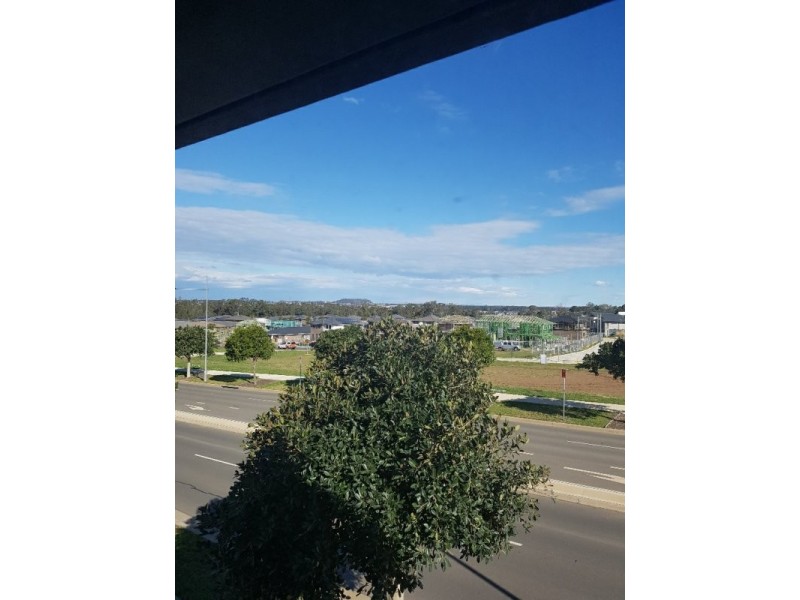 179 South Circuit, Oran Park NSW 2570