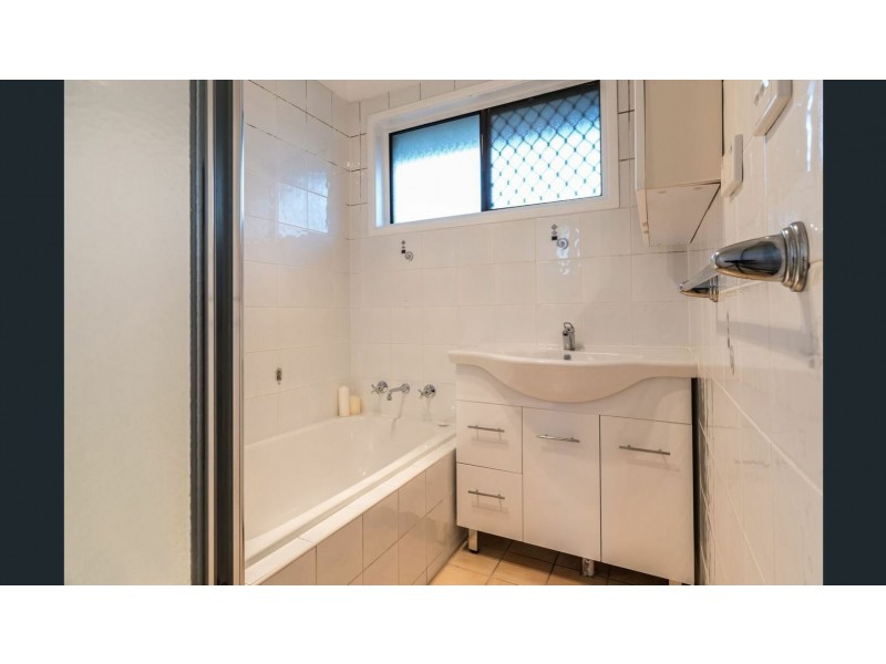 43 Woodcourt Street, Ambarvale NSW 2560