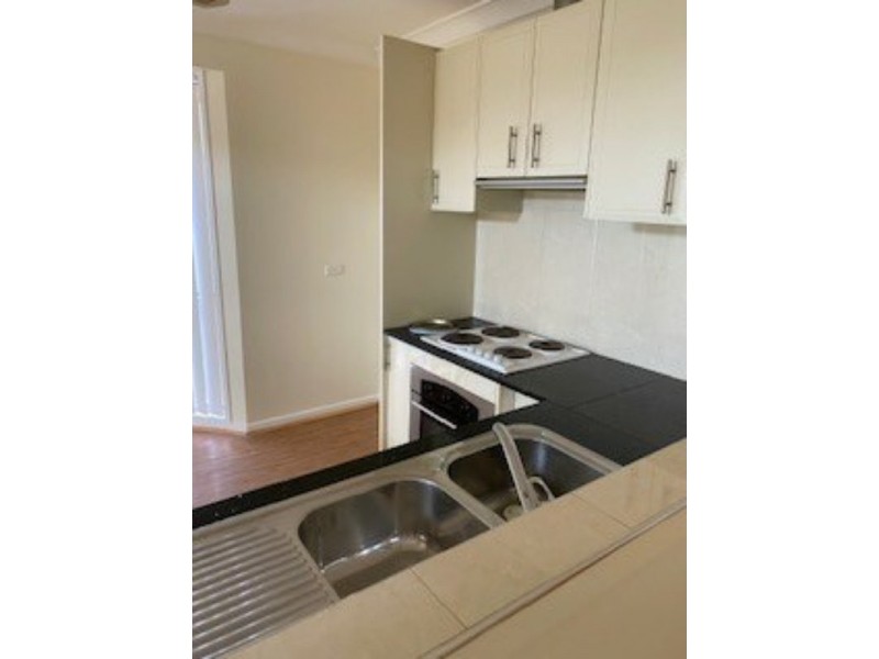 6 Sikes Place, Ambarvale NSW 2560