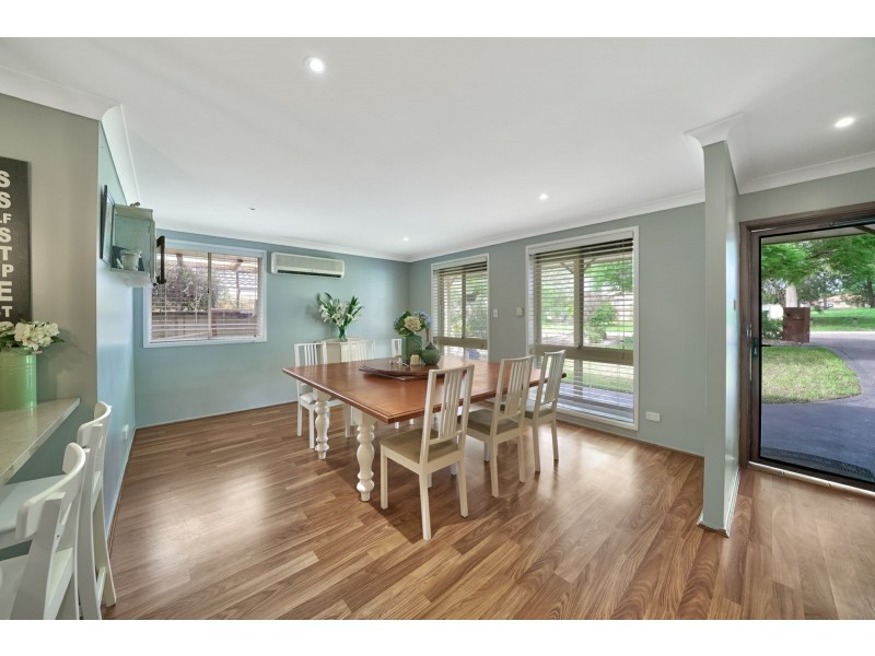 30 Moncrieff Close, St Helens Park NSW 2560