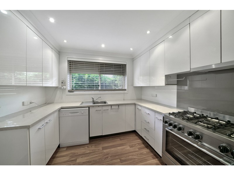 30 Moncrieff Close, St Helens Park NSW 2560