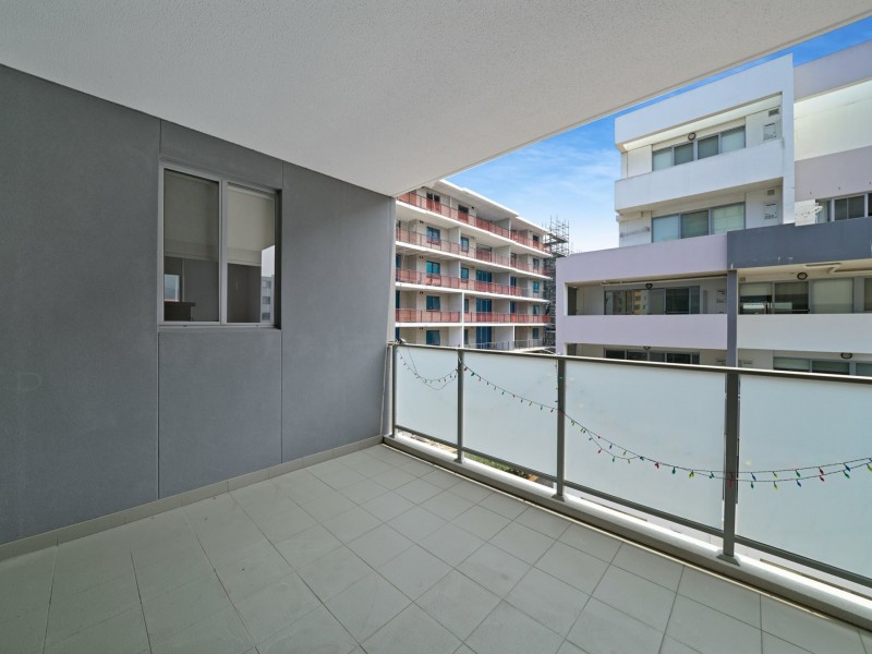 Apartment 32/37-41 Chamberlain St, Campbelltown NSW 2560
