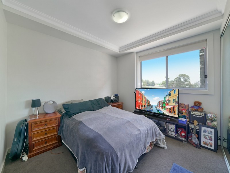 Apartment 32/37-41 Chamberlain St, Campbelltown NSW 2560