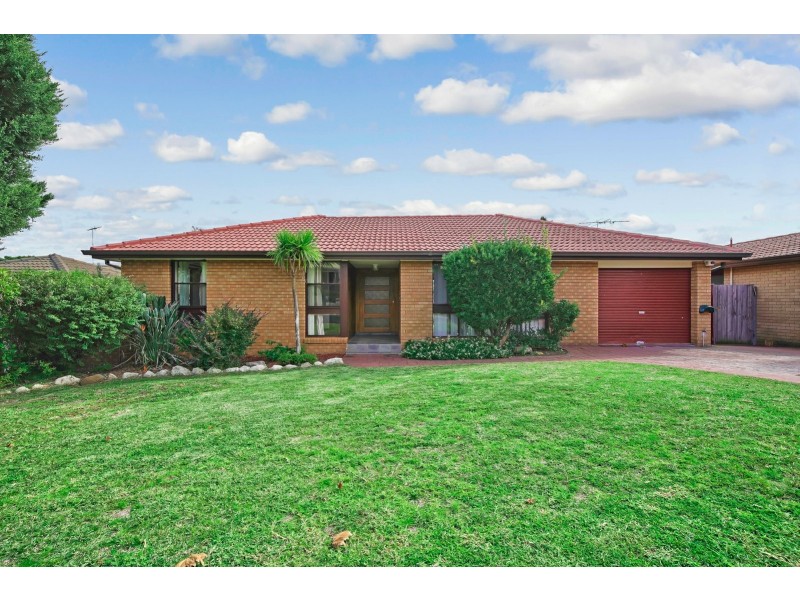 58 Pinaroo Crescent, Bradbury NSW 2560