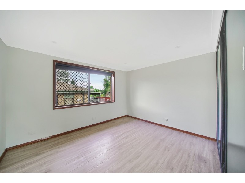 58 Pinaroo Crescent, Bradbury NSW 2560