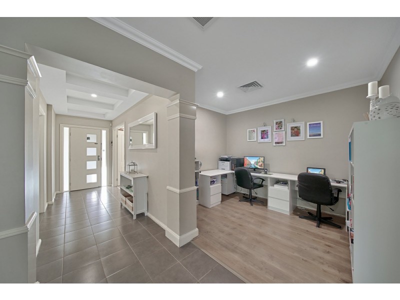 15 Goodenia Road, Mount Annan NSW 2567