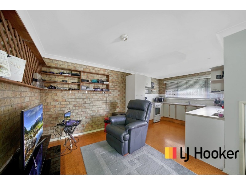 6 Spumante Close, Eschol Park NSW 2558