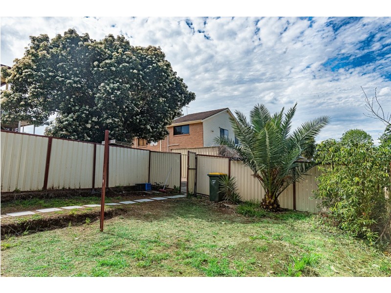 43B Woodcourt Street, Ambarvale NSW 2560
