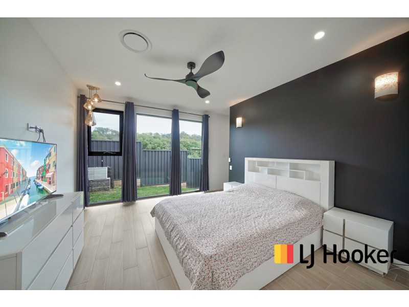 5 Mahoney Drive, Campbelltown NSW 2560