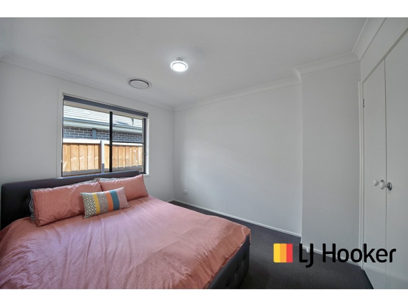 7 Dowie Drive, Claymore NSW 2559