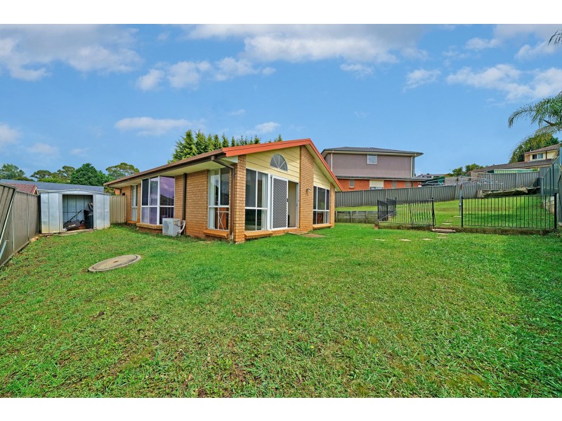 6 Sikes Place, Ambarvale NSW 2560