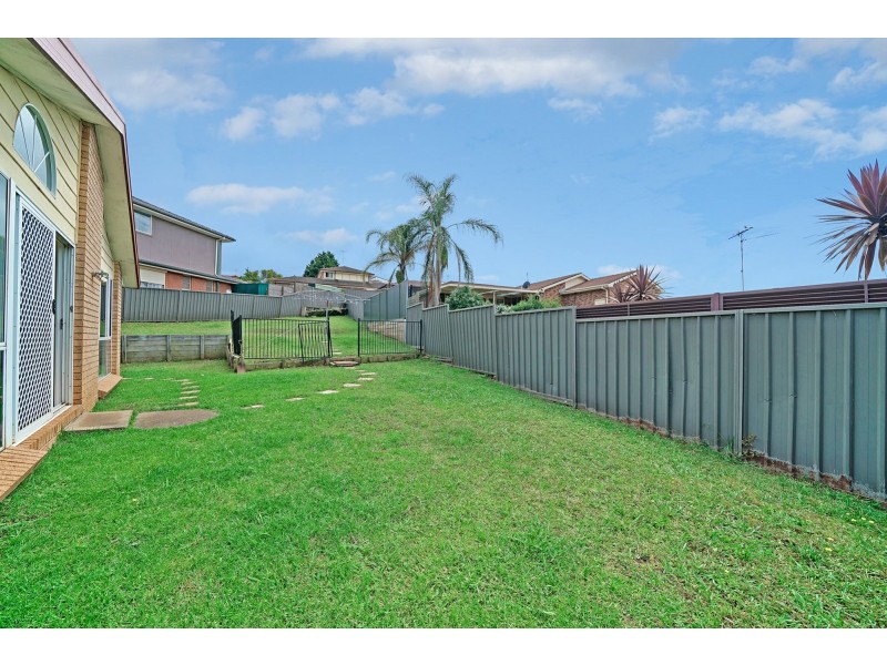 6 Sikes Place, Ambarvale NSW 2560