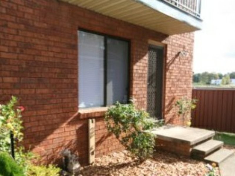 8/35 Rudd Road, Leumeah NSW 2560